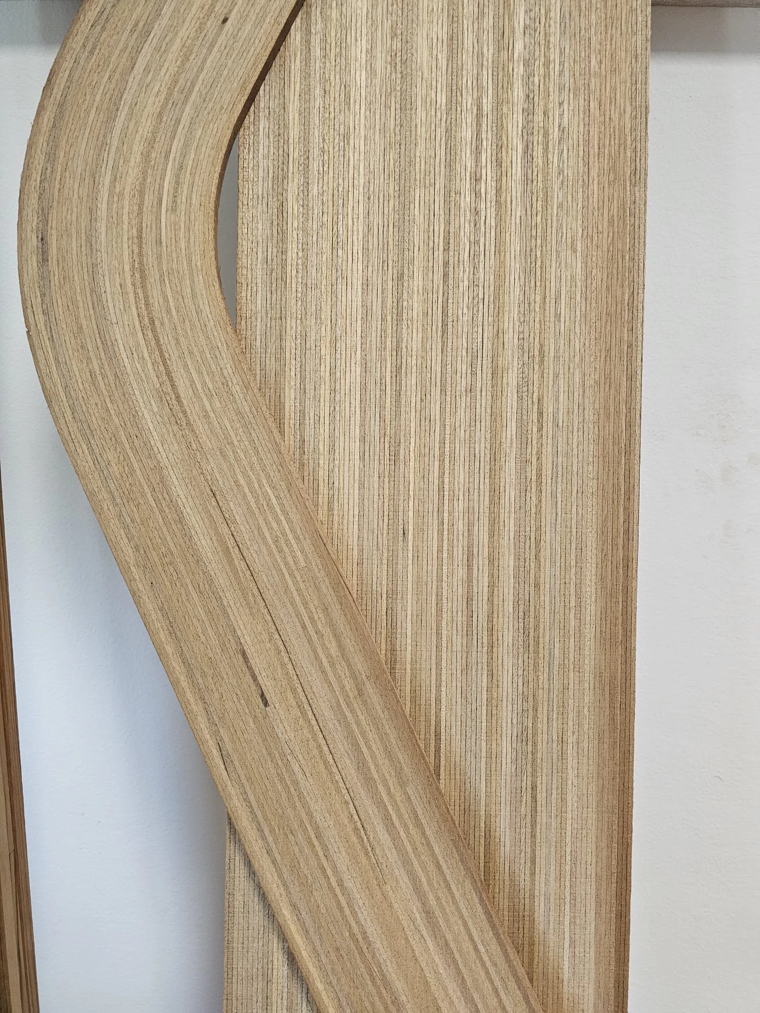 Dettaglio della venatura del legno BlueTeak